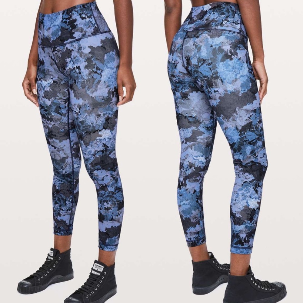 Lululemon Wunder Under Hi-Rise 7/8 Tight *25"
Screen Camo Multi size 4